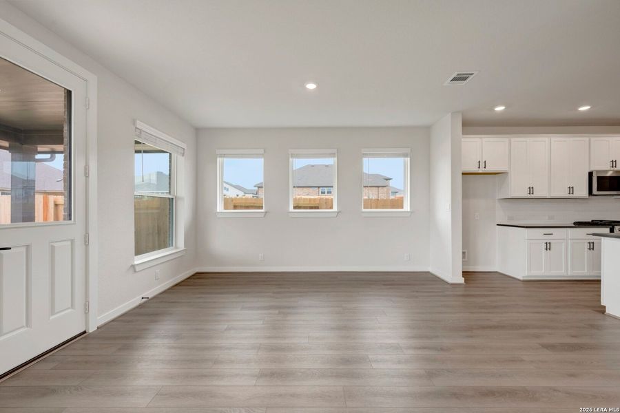 Spacious, unfurnished interior of a new home in , New Braunfels (Image 21). Spacious, unfurnished interior of a new home in , New Braunfels (Image 21).