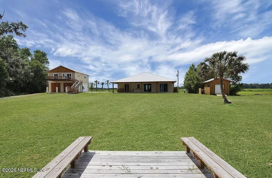 Community amenities in , East Palatka (Image 44).