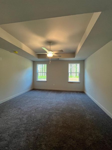 Spacious, unfurnished interior of a new home in Encino Estates, Dayton (Image 4).