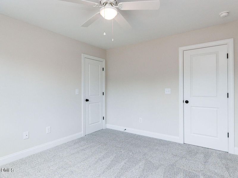 028-1280x960-bedroom