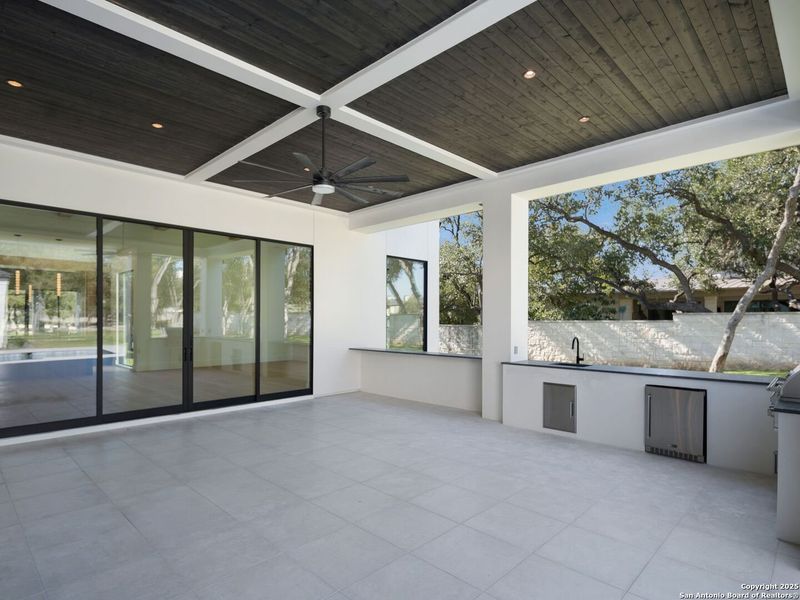 Exterior details and patio area of a home in , San Antonio (Image 31).