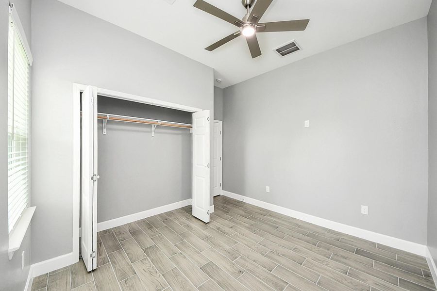 Spacious, unfurnished interior of a new home in , Houston (Image 20). Spacious, unfurnished interior of a new home in , Houston (Image 20).