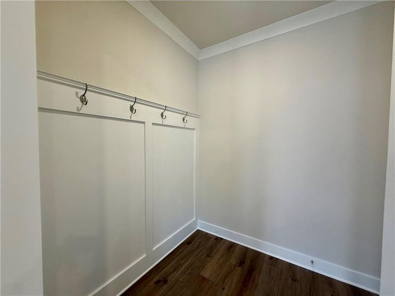 Spacious, unfurnished interior of a new home in Ponderosa Farms Manor, Gainesville (Image 23).