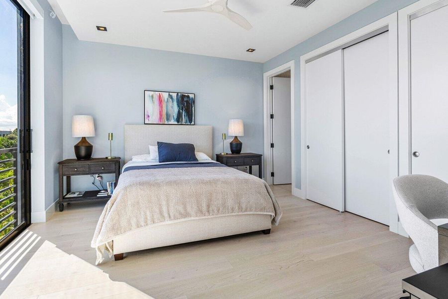 023-914PalmTrail-DelrayBeach-FL-33483-SM