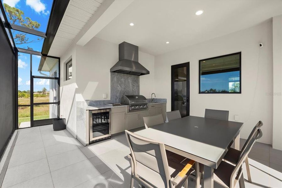 Exterior details and patio area of a home in , Placida (Image 28).