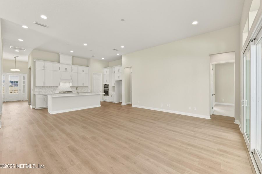 Spacious, unfurnished interior of a new home in Silver Landing at SilverLeaf, St. Augustine (Image 68).