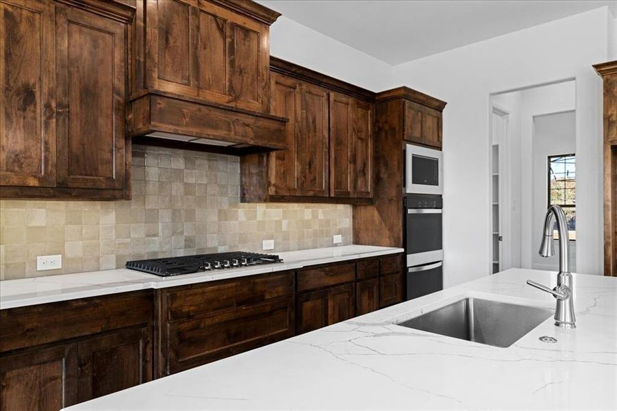 8_30-4005 Crick Ct (11 of 40)