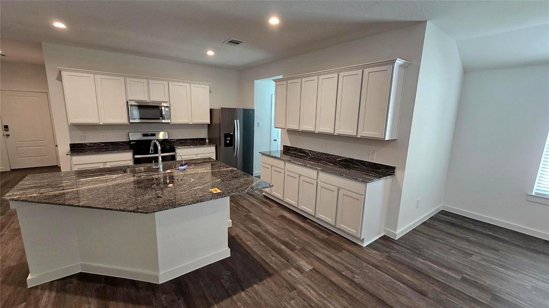Furnished interior view inside a new home in Caldwell Ranch, Rosharon (Image 8).