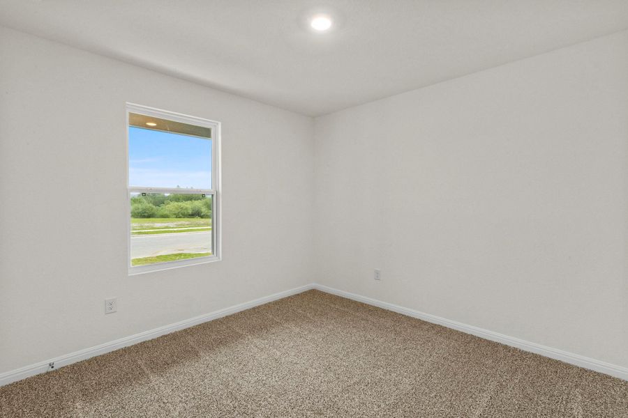 Spacious, unfurnished interior of a new home in Trace, San Marcos (Image 26).
