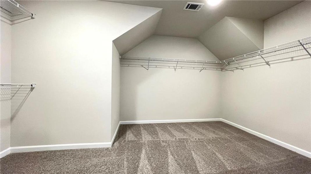 Spacious, unfurnished interior of a new home in , Braselton (Image 28).