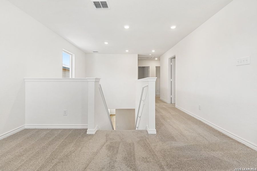 Spacious, unfurnished interior of a new home in The Granary - Heritage Collection, San Antonio (Image 16).