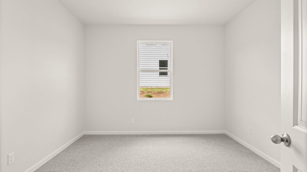 Representative unfurnished interior of a home built from the Cali by D.R. Horton in Sheffield Highlands, Dallas (Image 33).