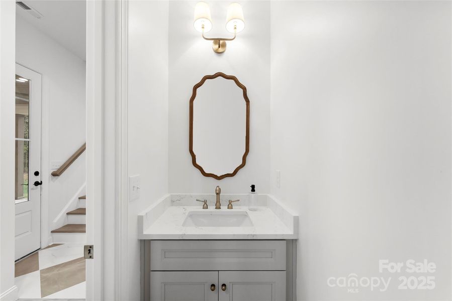 Image 34 of a home in .