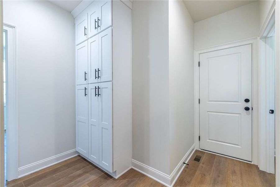 Spacious, unfurnished interior of a new home in , Dallas (Image 23).