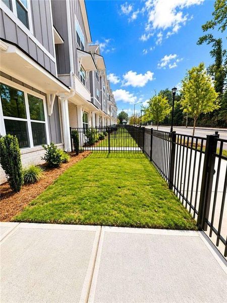 Exterior details and patio area of a home in Benteen Reserve, Atlanta (Image 3).