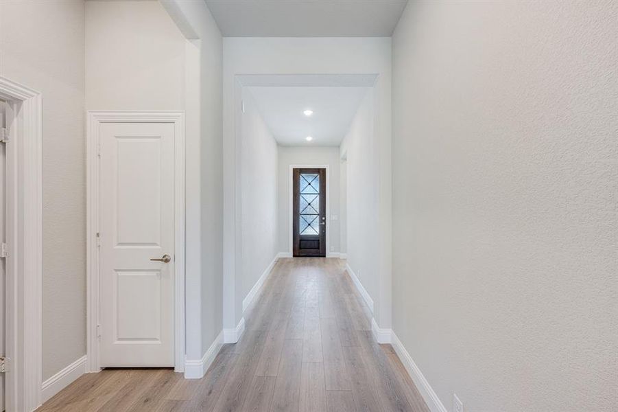 Spacious, unfurnished interior of a new home in The Lakes at Parks of Aledo, Aledo (Image 20).