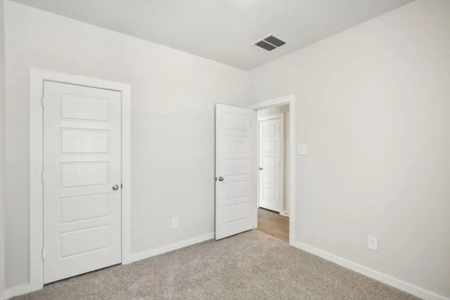 Photo is not of the actual home but is an inspirational photo of builder’s model home and may depict options, furnishings, and/or decorator features that are not included. Photo is not of the actual home but is an inspirational photo of builder’s model home and may depict options, furnishings, and/or decorator features that are not included.