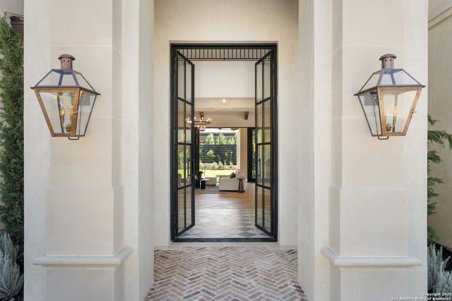 Image 53 of a home in .