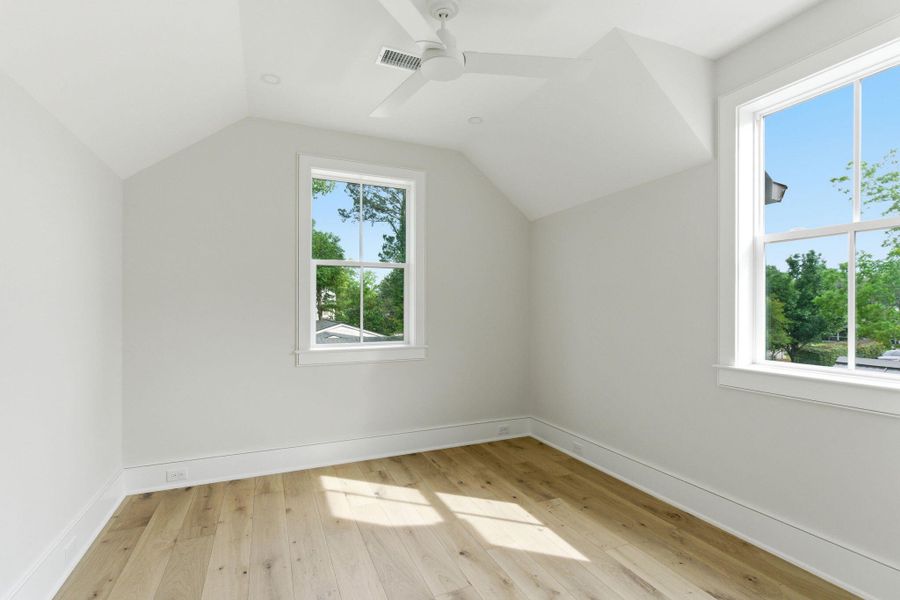 Spacious, unfurnished interior of a new home in , Mount Pleasant (Image 24).