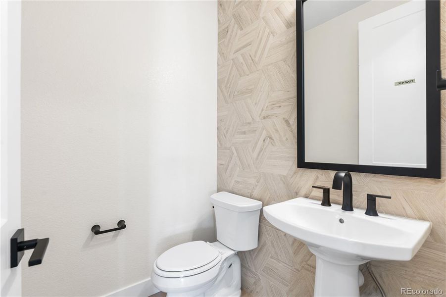 Image 50 of a home in Luxe at The Canyons.