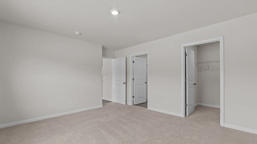 Spacious, unfurnished interior of a new home in Aspen Place, Thomasville (Image 25).