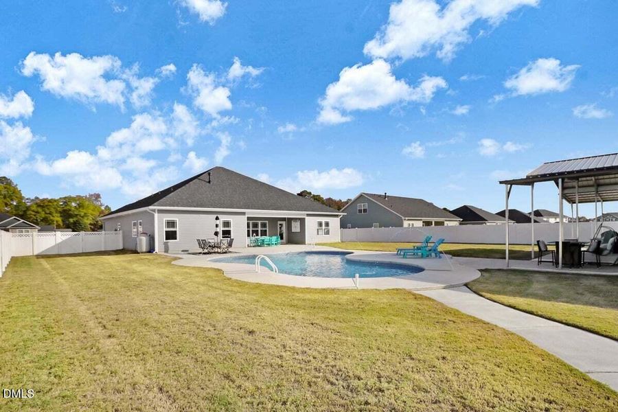 508 Madison Ann Dr-4