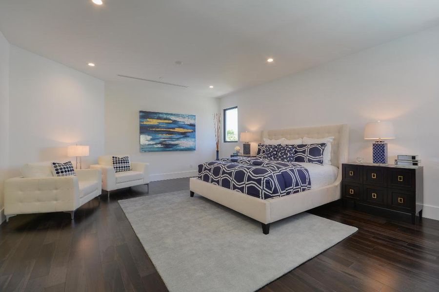 338 NE 2nd St_Jared Niles_36