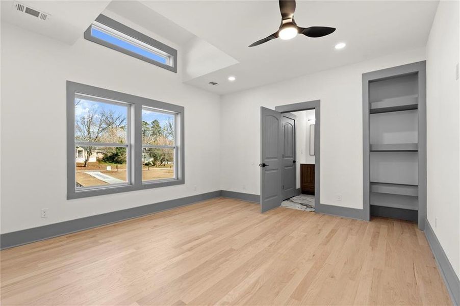 Spacious, unfurnished interior of a new home in , Decatur (Image 48).
