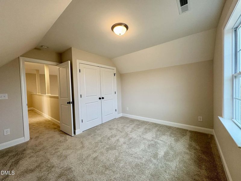 41c19d9c-804d-4701-a214-ad0dff51d891