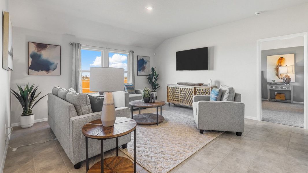 Representative furnished interior of a home built from the Texas Cali by D.R. Horton in The Hills at Reunion, Newark (Image 13). Representative furnished interior of a home built from the Texas Cali by D.R. Horton in The Hills at Reunion, Newark (Image 13).