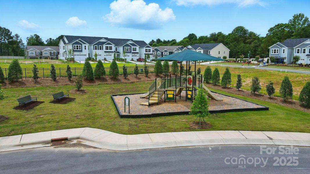 Image 26 of a home in Arbor Chase.