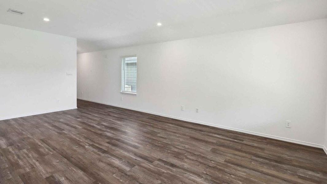 Spacious, unfurnished interior of a new home in Grand Pines, Magnolia (Image 9).