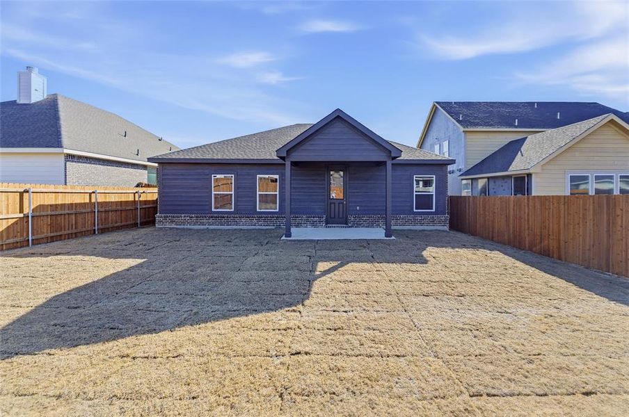 Exterior details and patio area of a home in Liberty Pointe, Gainesville (Image 3).