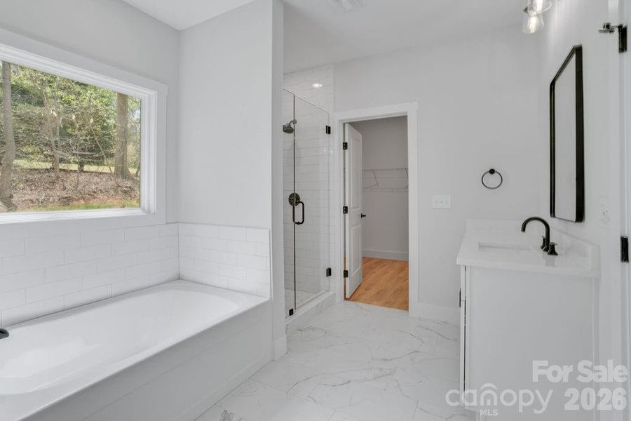 Furnished interior view inside a new home in , Dallas (Image 5). Furnished interior view inside a new home in , Dallas (Image 5).