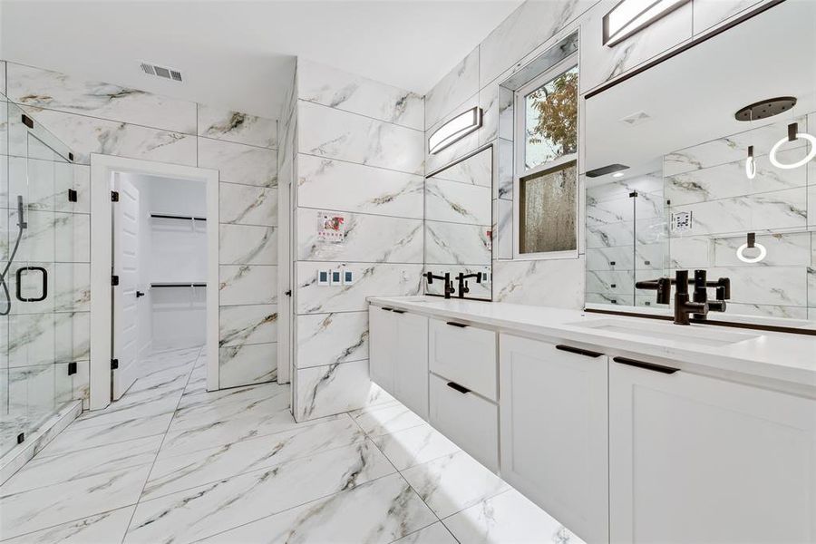 Furnished interior view inside a new home in , Dallas (Image 12). Furnished interior view inside a new home in , Dallas (Image 12).