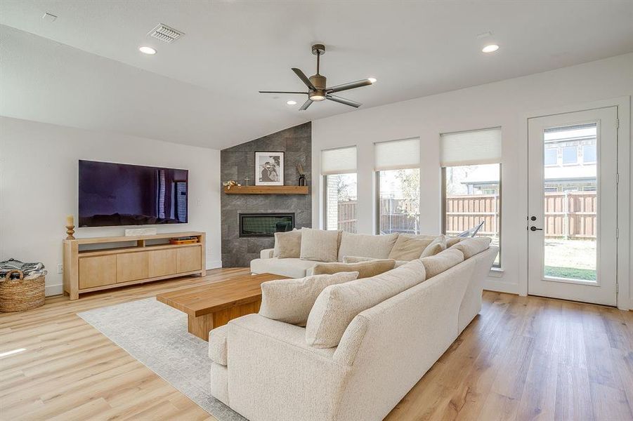 Furnished interior view inside a new home in Walsh 70', Fort Worth (Image 30).