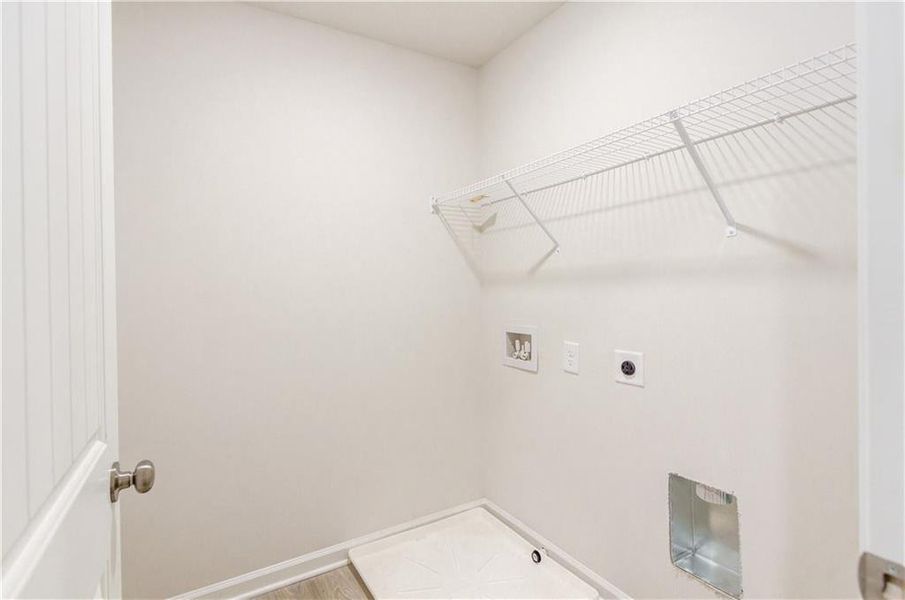 Spacious, unfurnished interior of a new home in , Lula (Image 16).