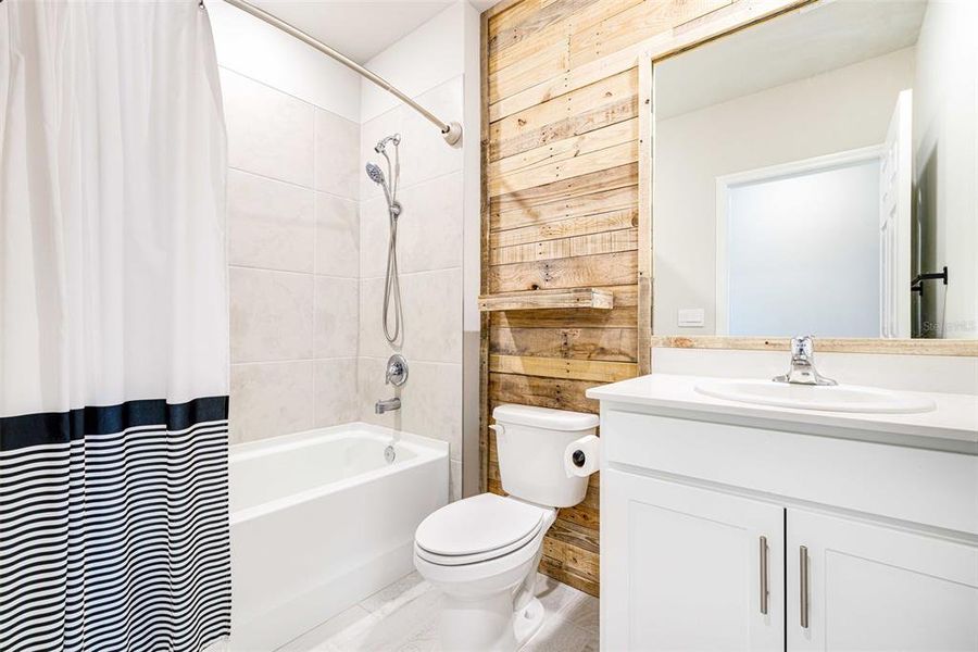 Furnished interior view inside a new home in , North Fort Myers (Image 7).