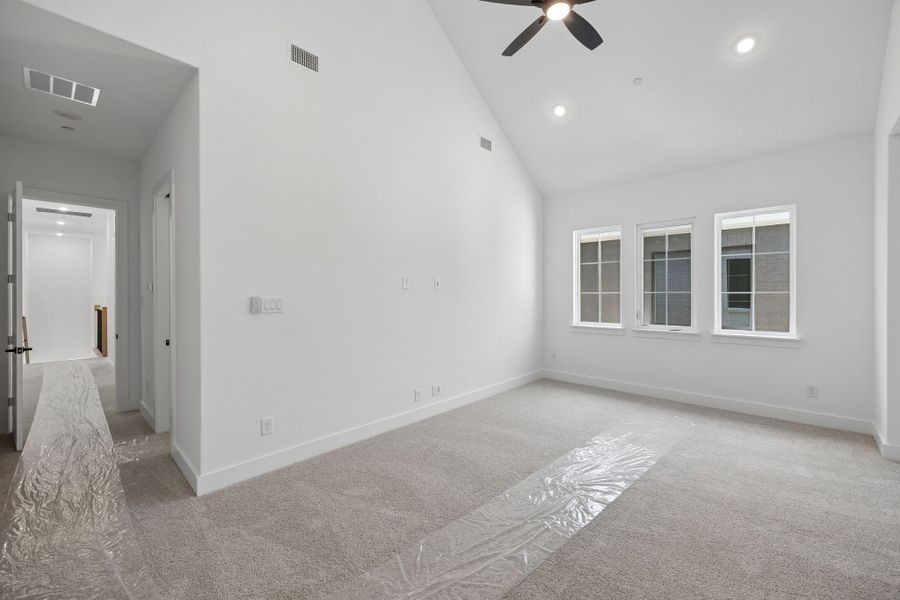 Spacious, unfurnished interior of a new home in Newman Village Townhomes, Frisco (Image 26).