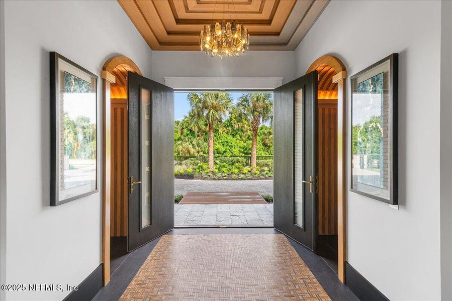 Exterior details and patio area of a home in , Jacksonville Beach (Image 22).
