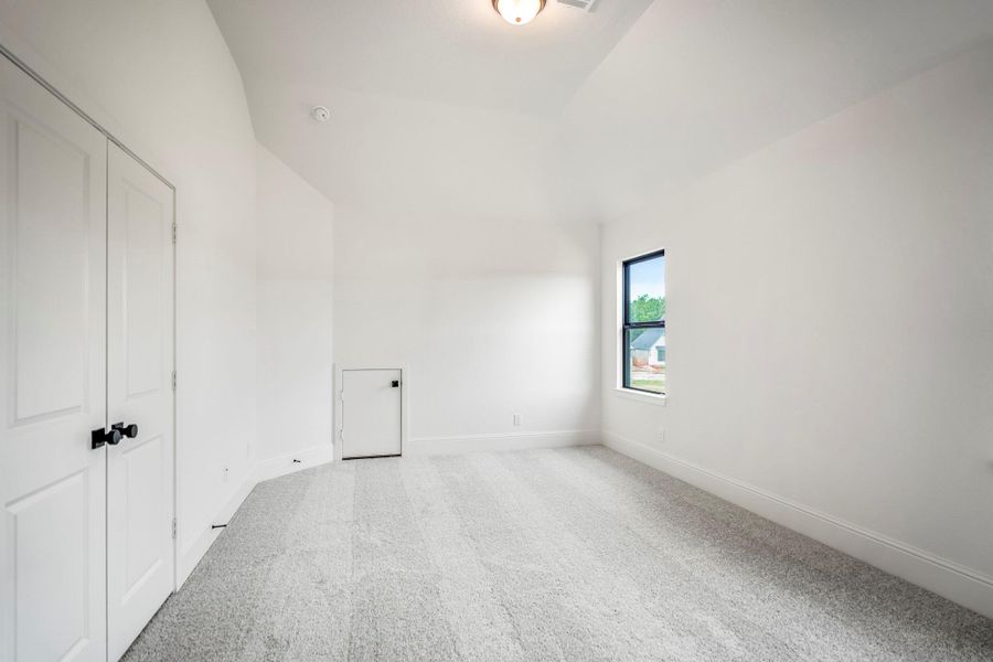 Spacious, unfurnished interior of a new home in Colton, Montgomery (Image 43). Spacious, unfurnished interior of a new home in Colton, Montgomery (Image 43).