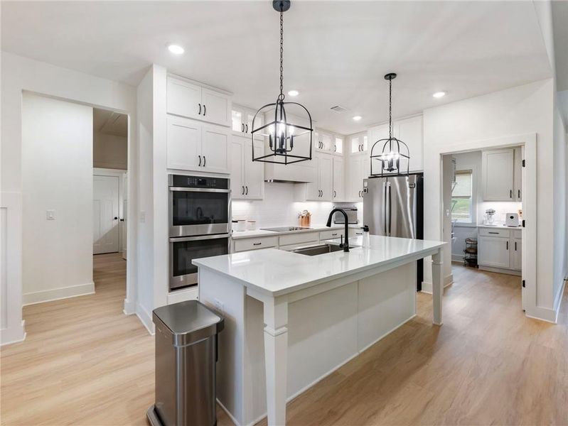 Furnished interior view inside a new home in , Gillsville (Image 46).