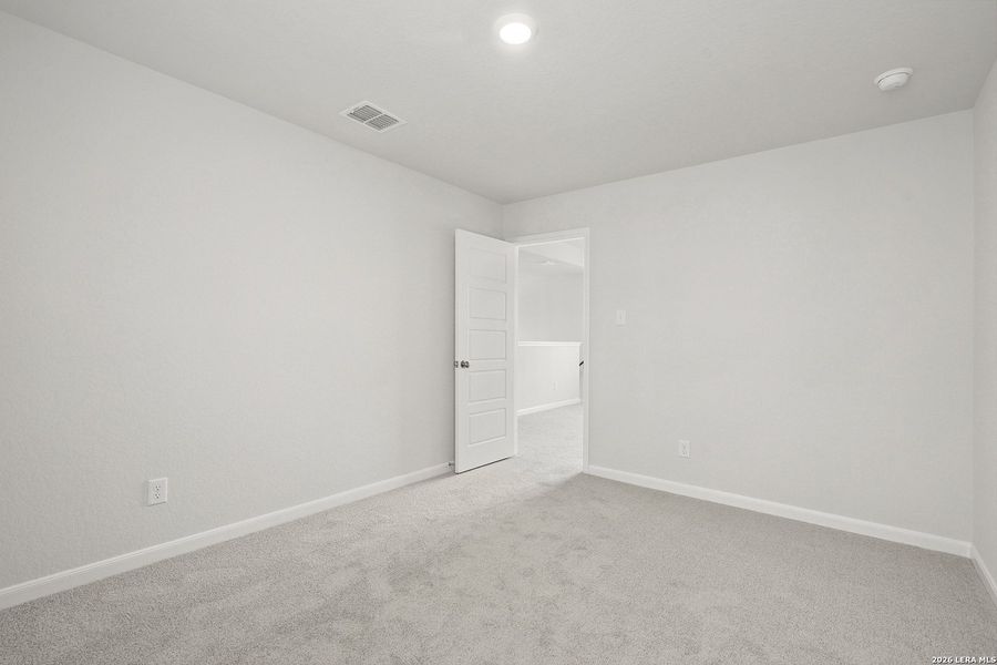 Spacious, unfurnished interior of a new home in Hickory Ridge, Elmendorf (Image 29).