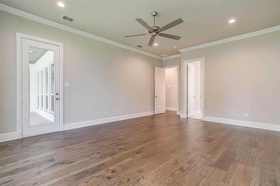 Spacious, unfurnished interior of a new home in Woodland Meadows, Fort Worth (Image 32). Spacious, unfurnished interior of a new home in Woodland Meadows, Fort Worth (Image 32).