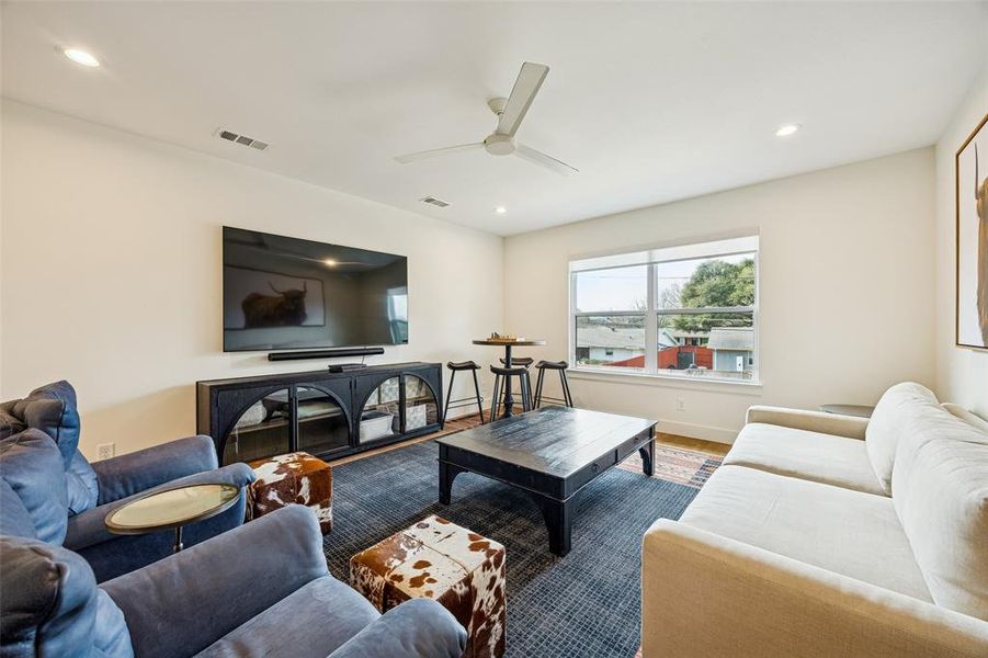 Furnished interior view inside a new home in , Dallas (Image 15). Furnished interior view inside a new home in , Dallas (Image 15).