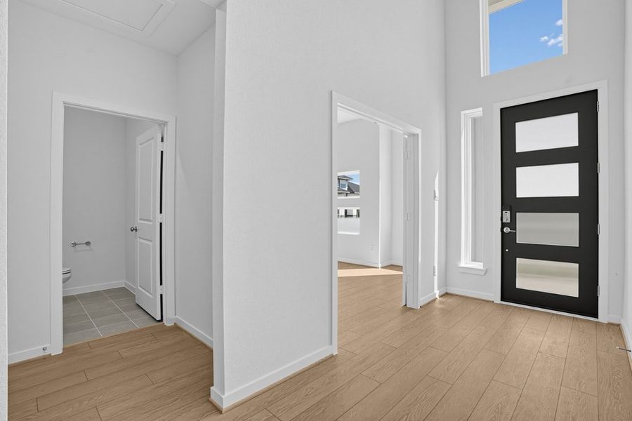 Spacious, unfurnished interior of a new home in Avalon at Cypress, Cypress (Image 31).