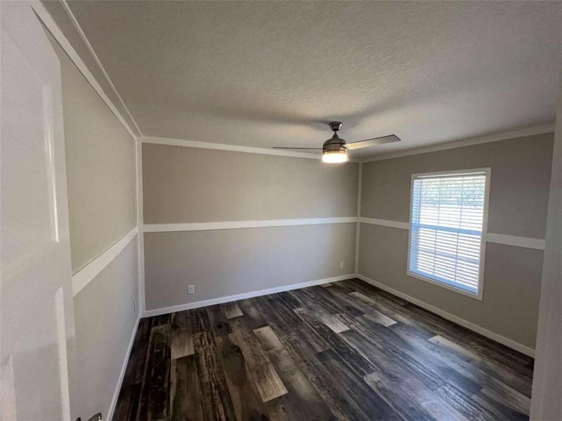 Spacious, unfurnished interior of a new home in , Gainesville (Image 13).