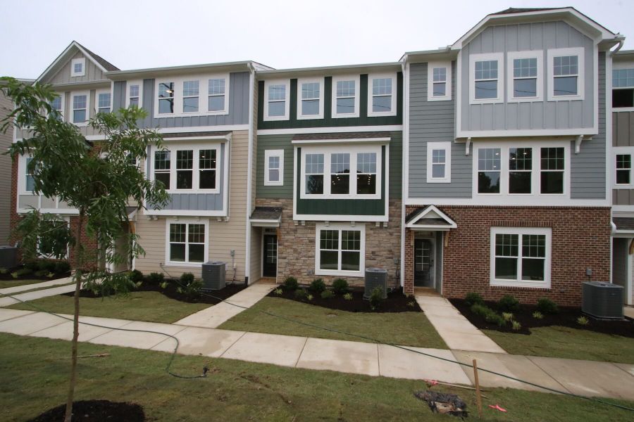 Front Exterior Front Exterior