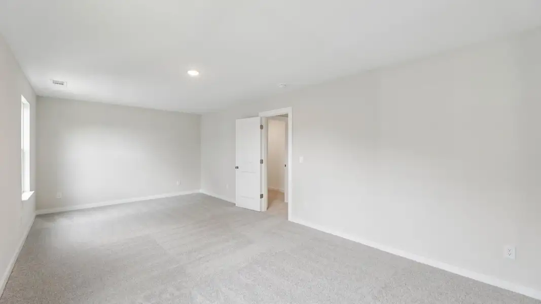 These are photos and plan layout may vary.  See Sales Consultants for details.