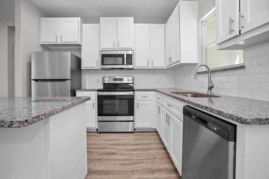Furnished interior view inside a new home in , Lufkin (Image 9). Furnished interior view inside a new home in , Lufkin (Image 9).